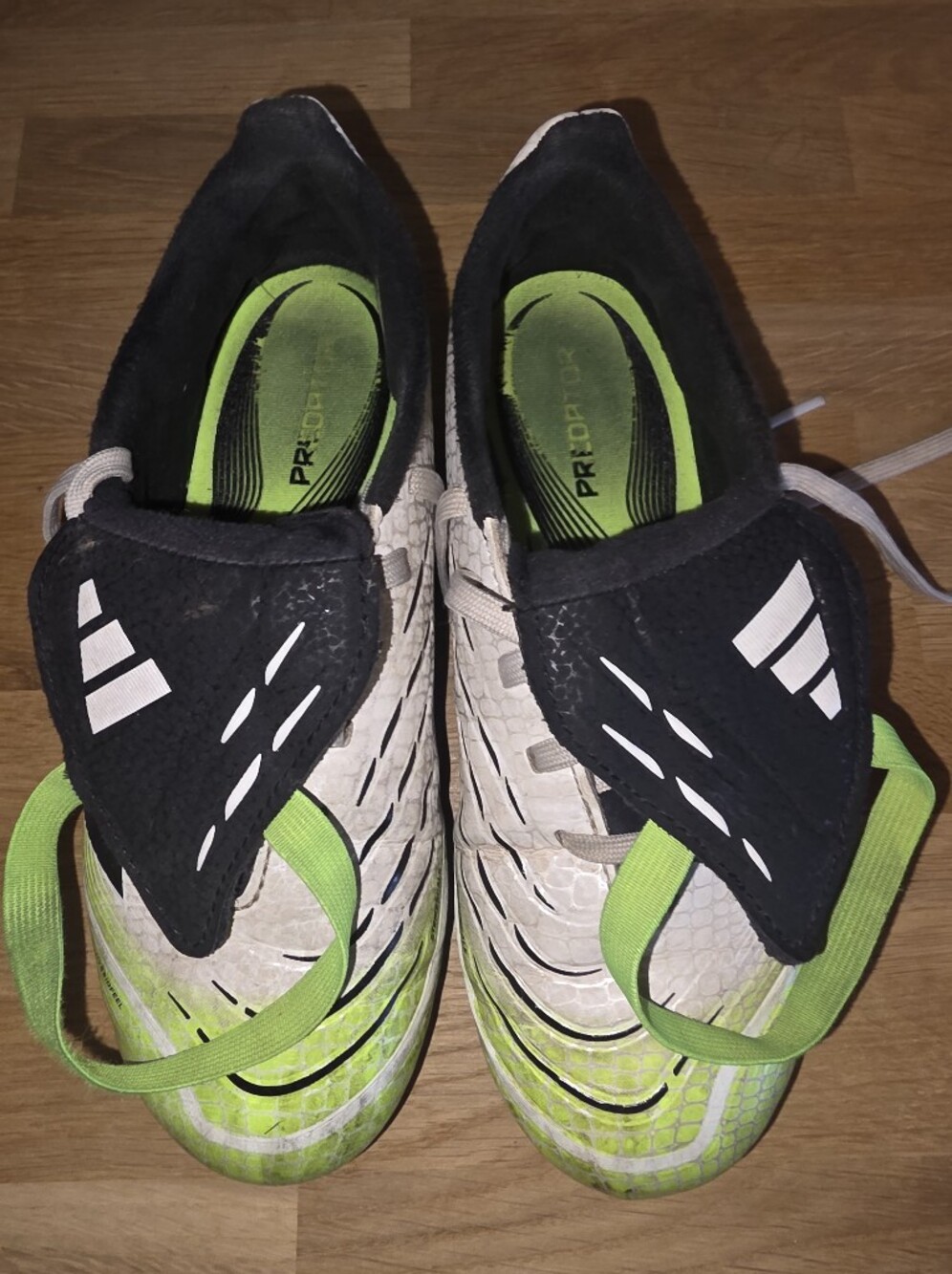 Adidas Predator Elite Fold-Over Tongue (FT) Soccer Cleats Size 1.5 Kids GUC